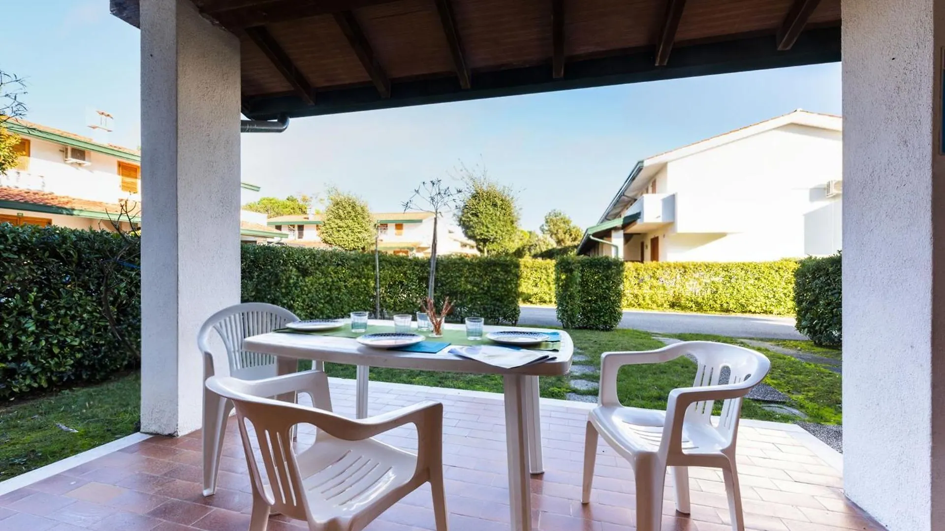Townhouse With Pool, Garden And Close To Beach Bibione 0*,  Italy